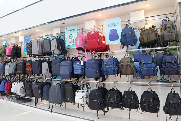 ���񱳰����Ƴ���,����Ƽ���������